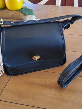 Vintage Coach Rambler Crossbody in Black